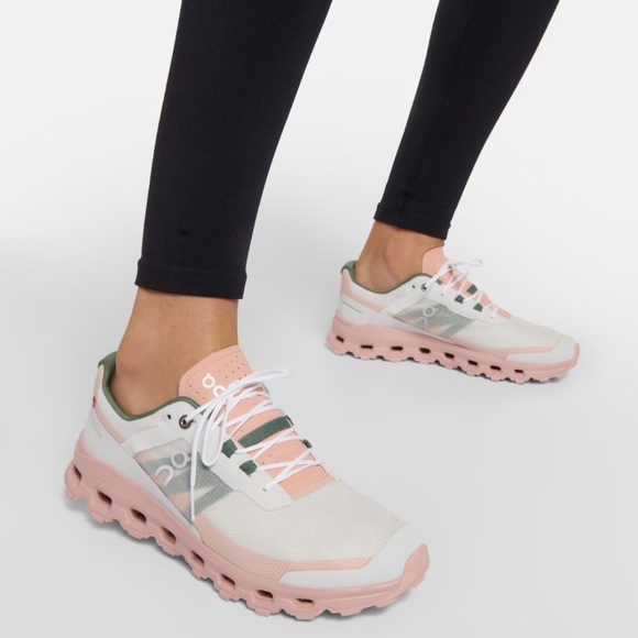 On Running Shoes - On Cloudvista Women Trail
Running Shoes - Trail Running shoes Frost Rose size 7